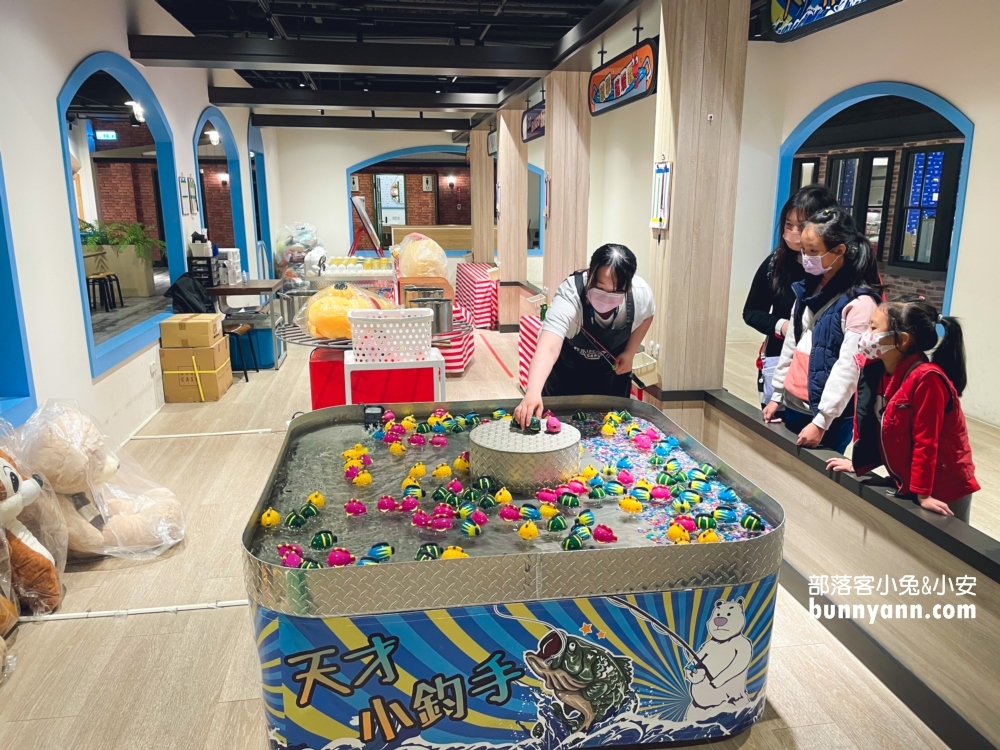 台中【寶熊漁樂碼頭】有釣魚故事館、虛擬釣魚體驗、海洋劇場等豐富設施