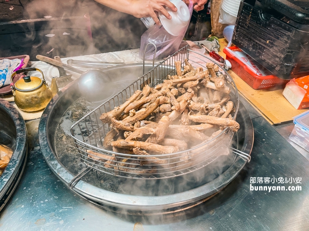 【員林龍燈夜市】一星期開四天的夜市，想吃美食就來這裡找!!