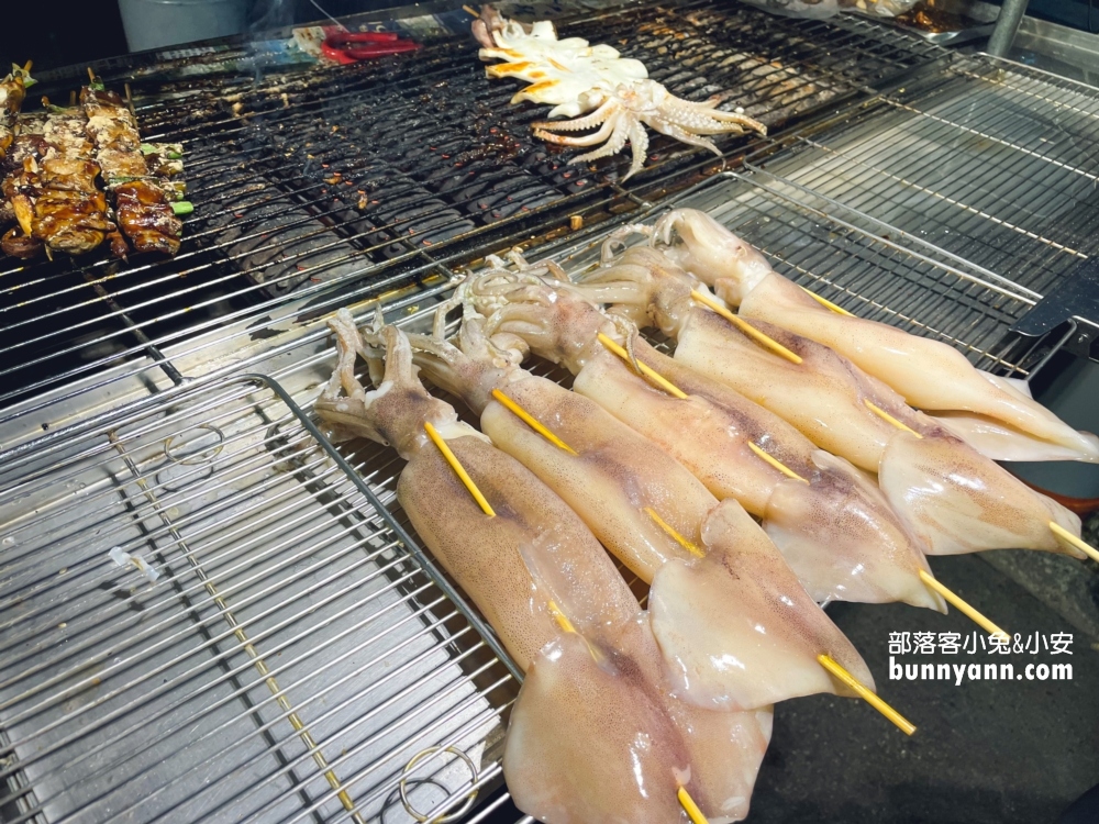 【員林龍燈夜市】一星期開四天的夜市，想吃美食就來這裡找!!