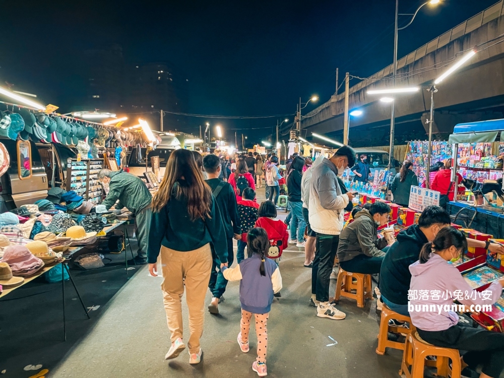 【員林龍燈夜市】一星期開四天的夜市，想吃美食就來這裡找!!