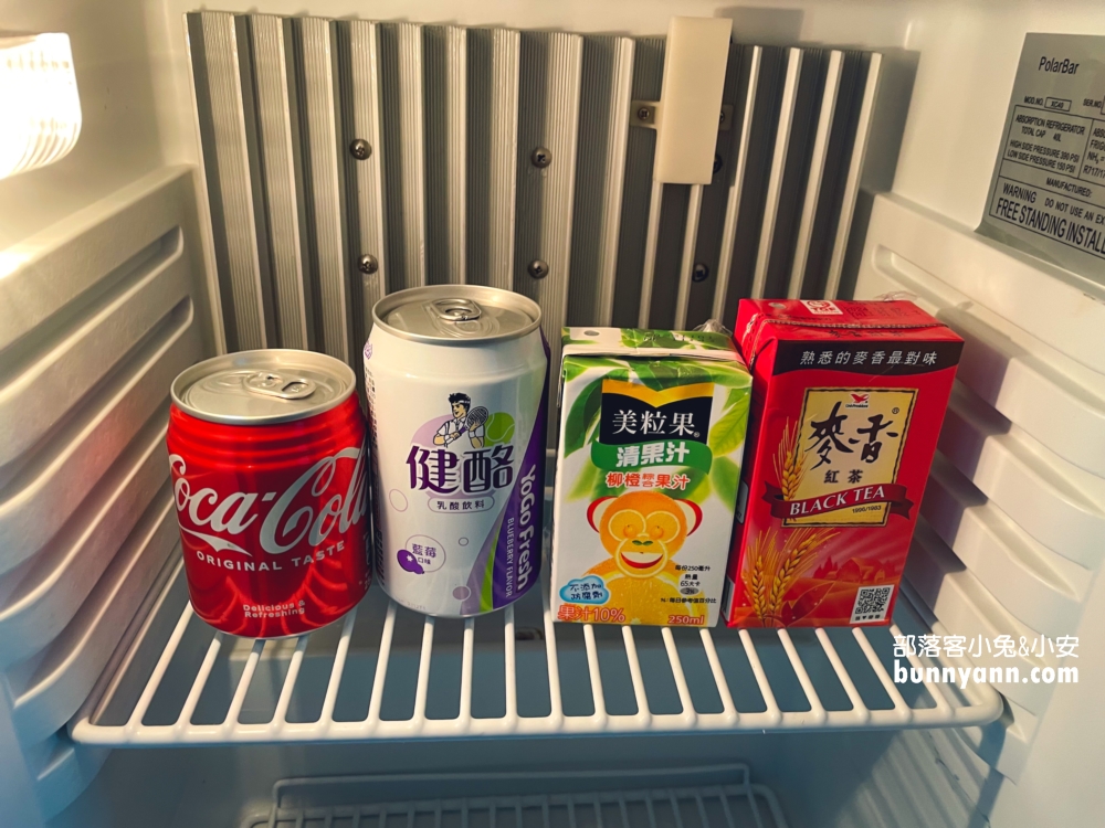 台中親子飯店【台中港酒店】一泊一食，房型與硬體設備最詳細開箱!!