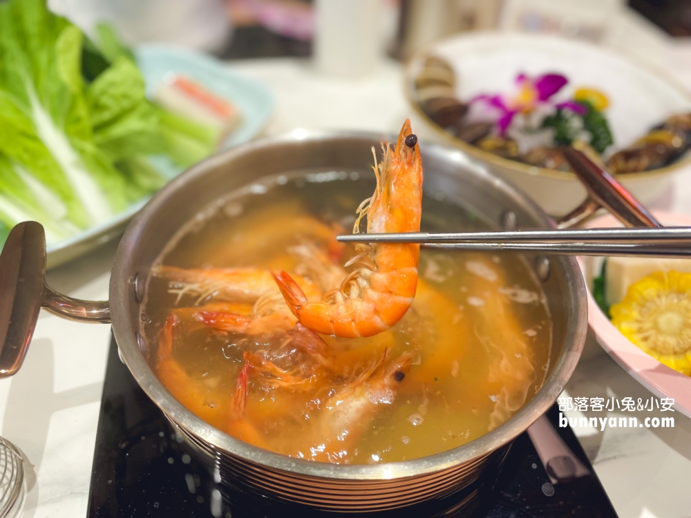 【嗑肉石鍋春日路店】桃園火鍋自助吧吃到飽餐廳，價位與肉質分享