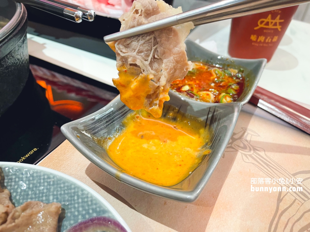 【嗑肉石鍋春日路店】桃園火鍋自助吧吃到飽餐廳，價位與肉質分享