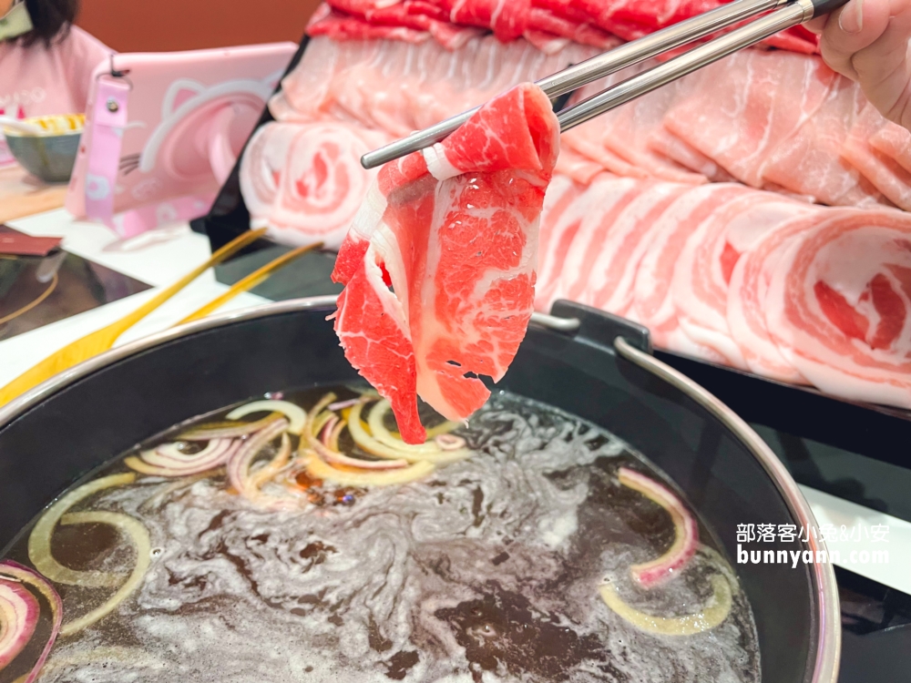 【嗑肉石鍋春日路店】桃園火鍋自助吧吃到飽餐廳，價位與肉質分享