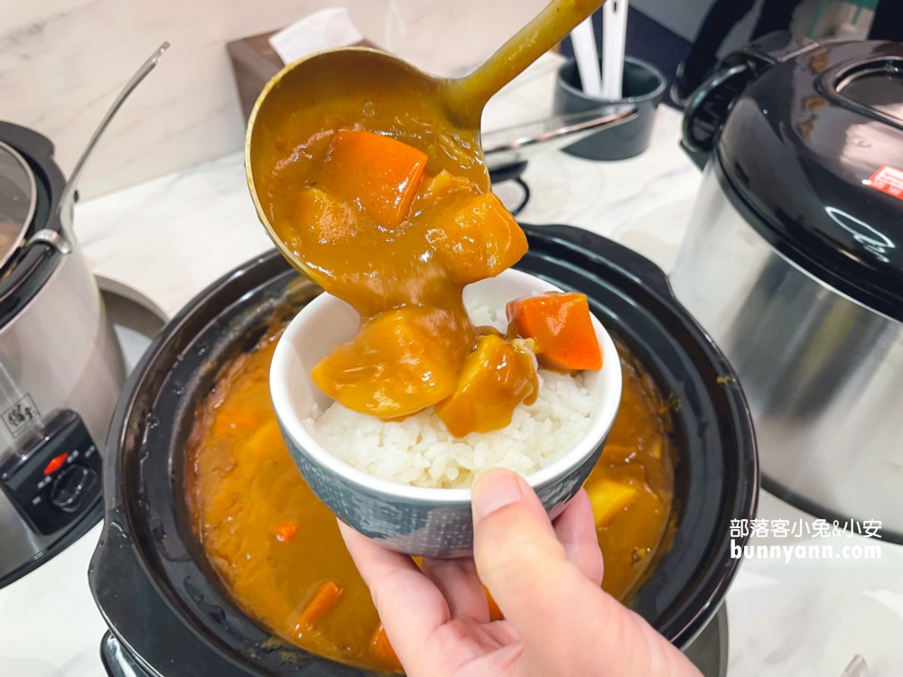 【嗑肉石鍋春日路店】桃園火鍋自助吧吃到飽餐廳，價位與肉質分享