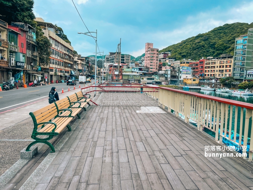 基隆正濱漁港彩色屋，台版彩色威尼斯一日遊這樣玩!!