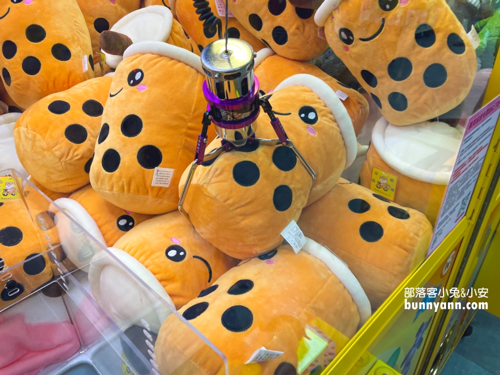優品娃娃屋彰化金馬店，一千元能夾到哪些?