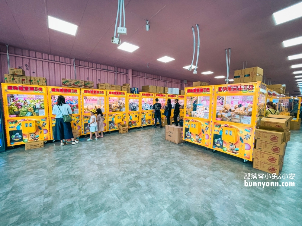 優品娃娃屋彰化金馬店，一千元能夾到哪些?