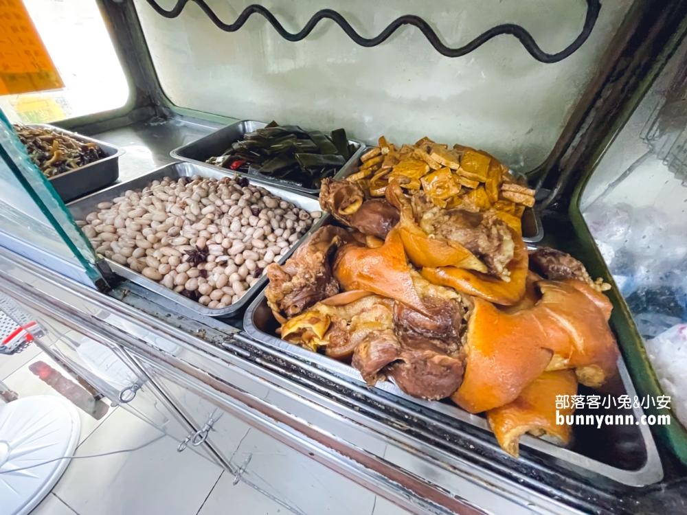 基隆【春興水餃店】平日直接客滿的老字號水餃店