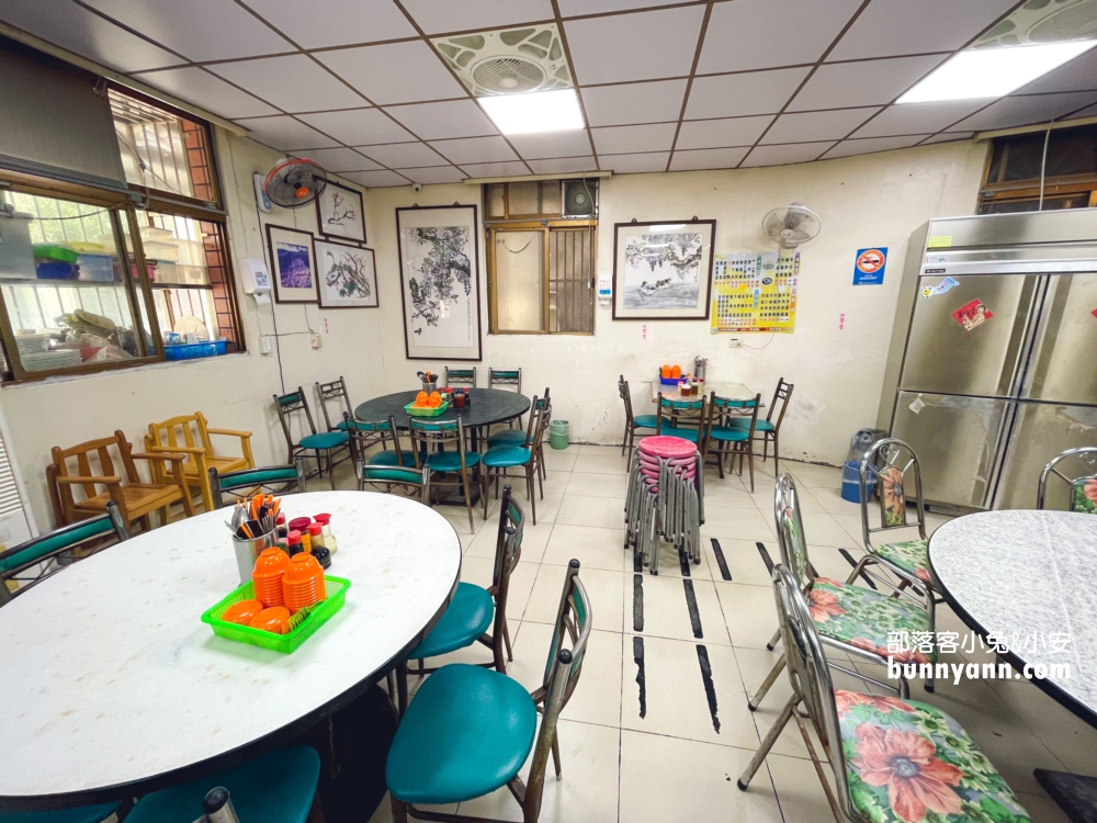 基隆【春興水餃店】平日直接客滿的老字號水餃店