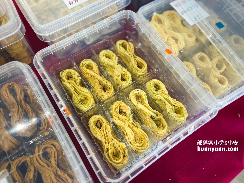 六月初一8結蛋捲迪化門市，入館品茶，享受精緻的伴手禮試吃體驗