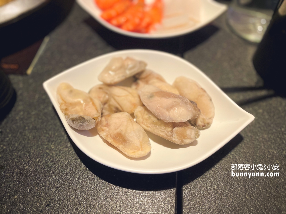 高雄翰品酒店品日料，高雄壽喜燒吃到飽餐廳，菜單價位與菜色分享