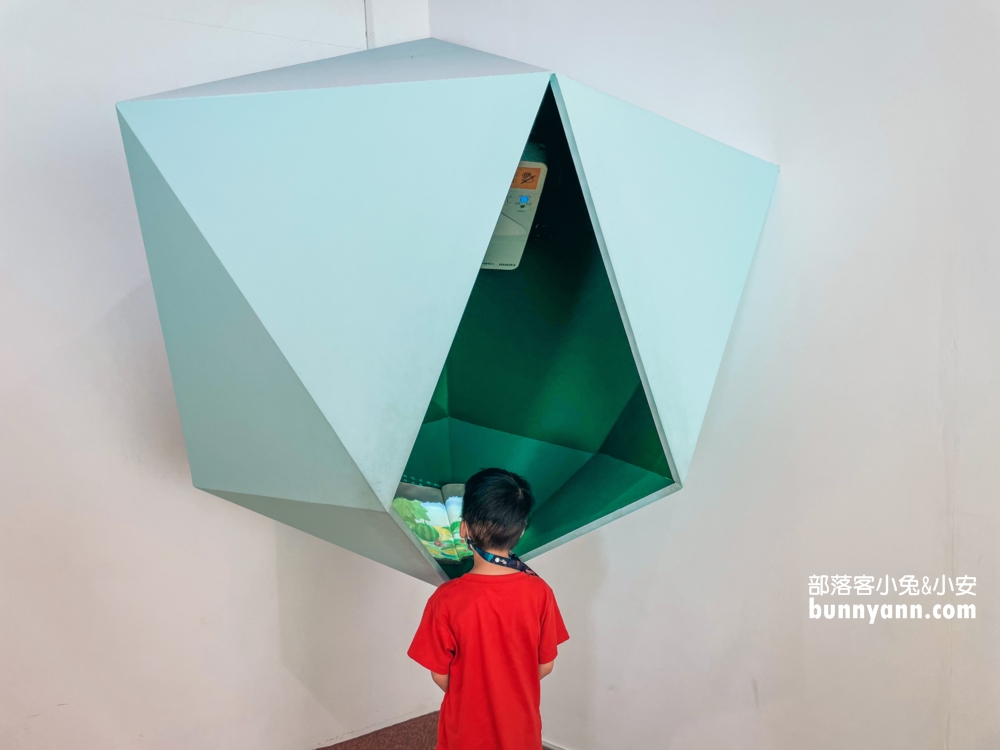 高雄【內惟藝術中心】漫遊戶外森林步道及室內展覽半日遊