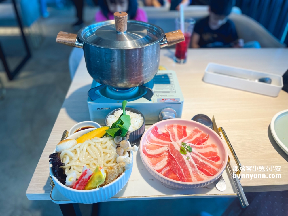 桃園龍潭夜景咖啡推薦「貓禾咖啡」食物好吃無雷