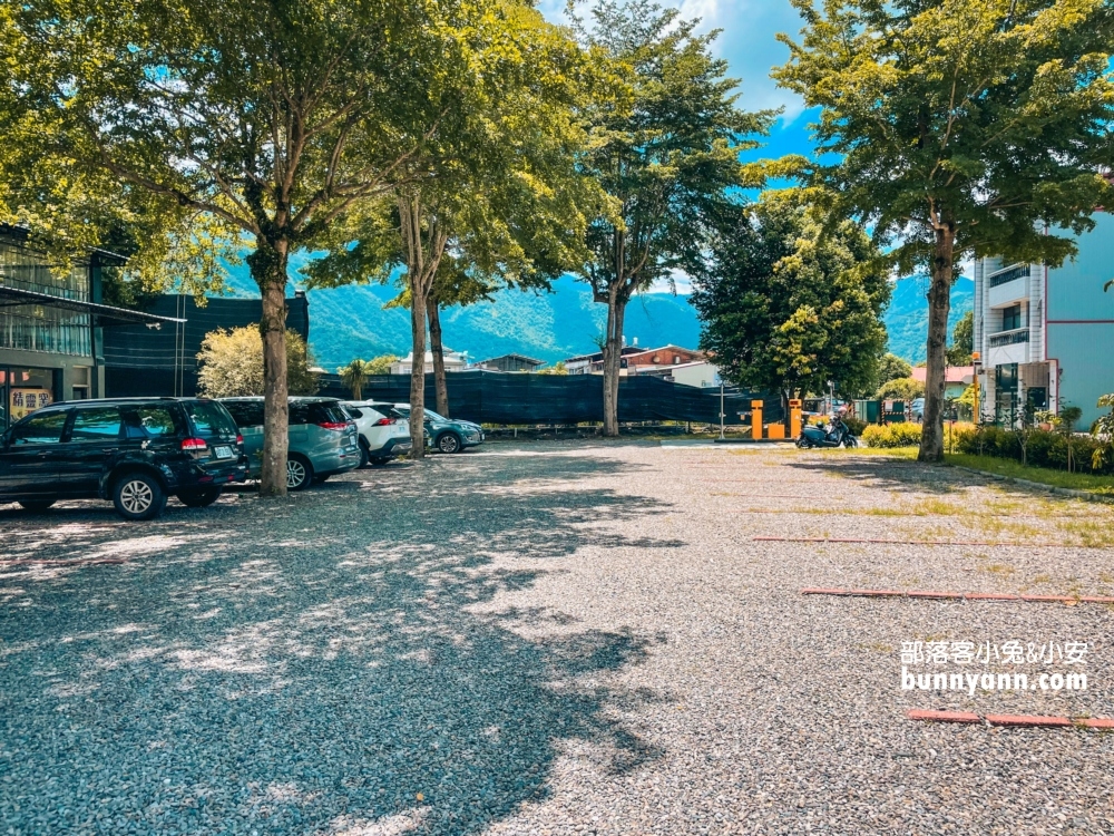 南投【賴爺爺蜜蜂小森林】埔里蜜蜂城堡門票與停車資訊整理