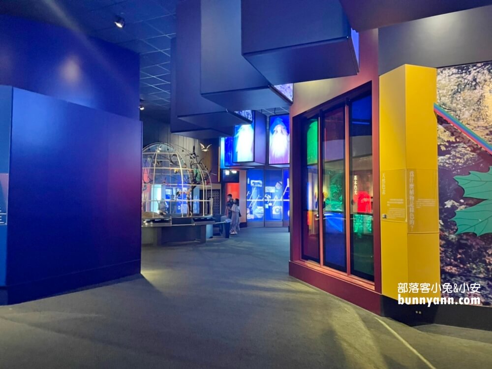 【台中科博館】國立自然科學博物館，館內有大恐龍可以拍照！