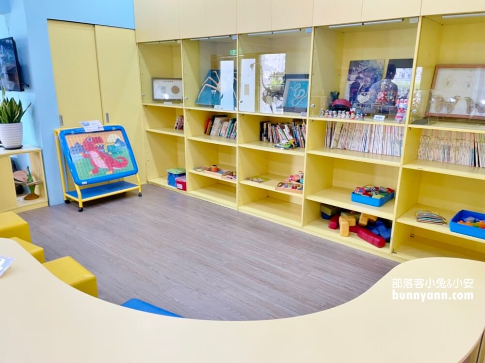 【台中科博館】國立自然科學博物館，館內有大恐龍可以拍照！