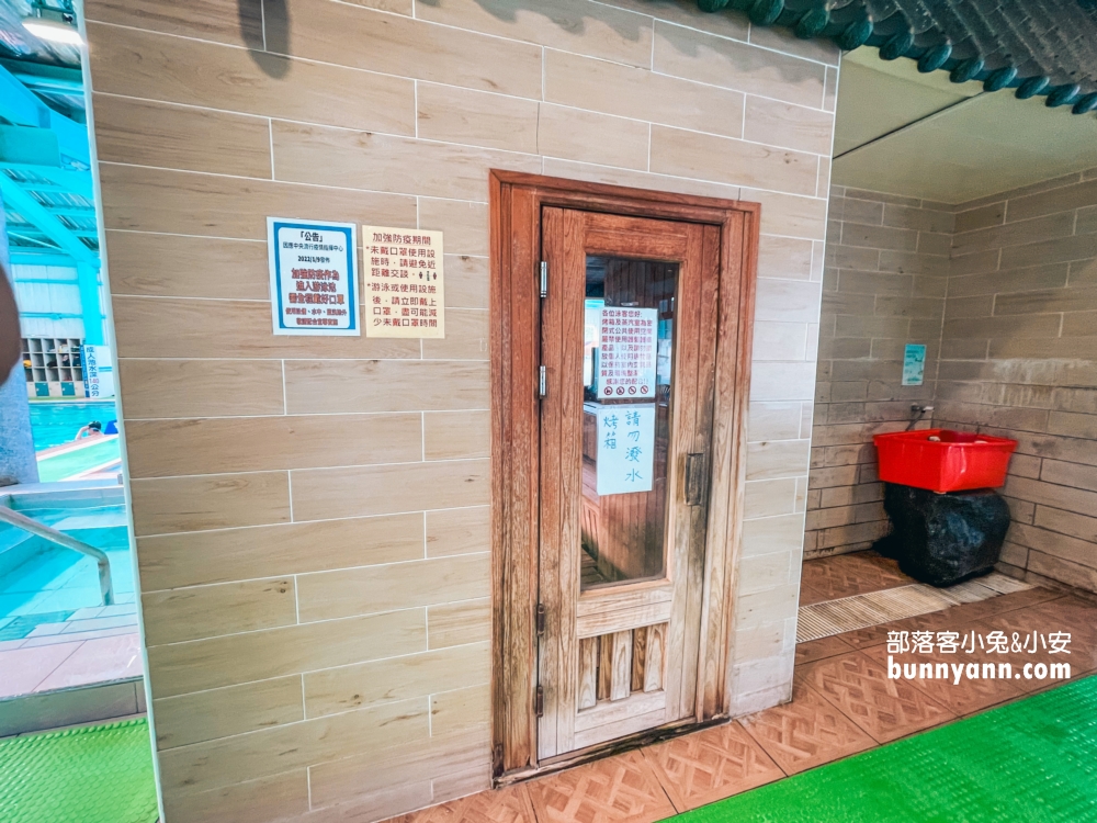 佳冬美樂地溫水游泳池，既好玩又便宜的滑水道和室內SPA池