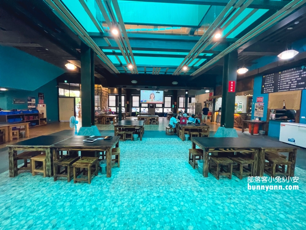 蝦暢複合式餐廳