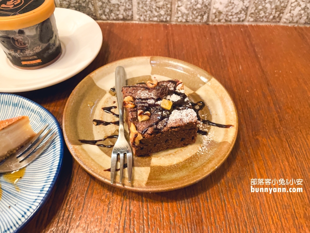 帶你吃【昨日花卷跨界好食】燈光美氣氛佳的美味創意料理