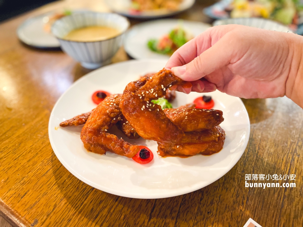帶你吃【昨日花卷跨界好食】燈光美氣氛佳的美味創意料理