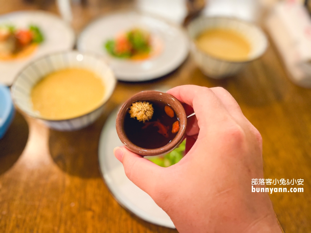 帶你吃【昨日花卷跨界好食】燈光美氣氛佳的美味創意料理