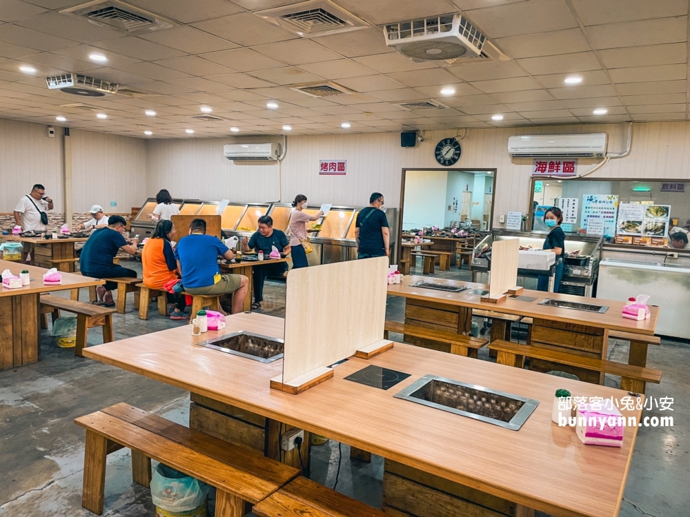 宜蘭【海世界複合式碳烤】谷歌4.3顆星的評價很高的海鮮吃到飽餐廳！