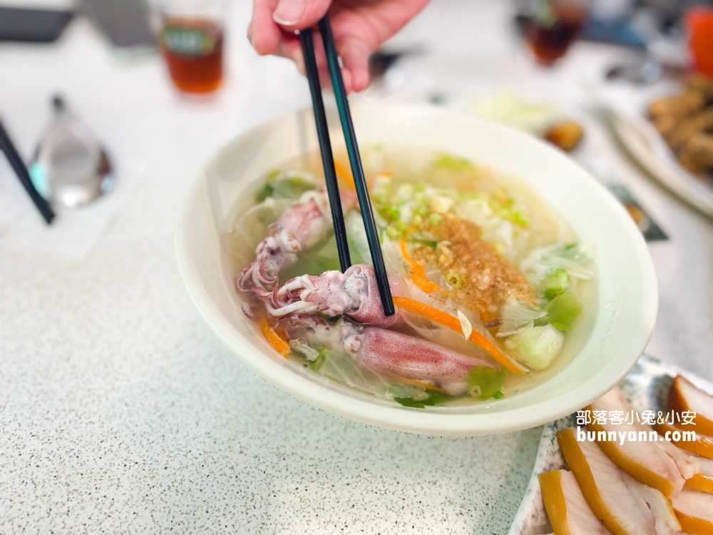 漁港裡的公道海鮮店！新北友信海鮮餐廳新鮮又實在