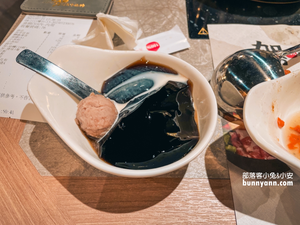 【加分火鍋廟口店】新鮮海陸火鍋這裡吃，裝潢又美麗浪漫