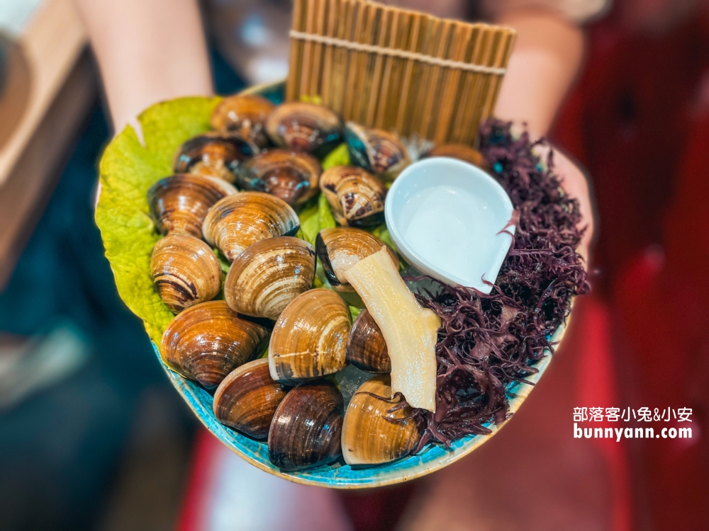 【加分火鍋廟口店】新鮮海陸火鍋這裡吃，裝潢又美麗浪漫
