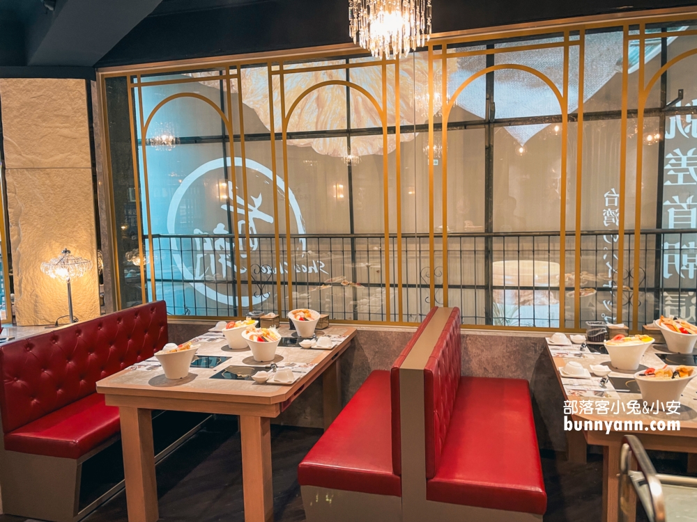 【加分火鍋廟口店】新鮮海陸火鍋這裡吃，裝潢又美麗浪漫