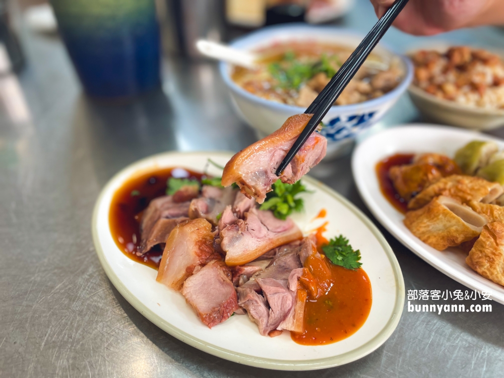 2025【金龍肉焿】中船路美食推薦這間開業將近50年的老字號麵店