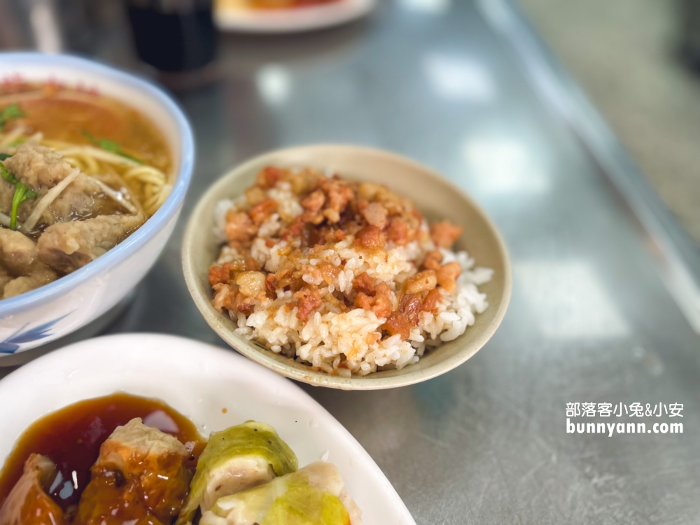 2025【金龍肉焿】中船路美食推薦這間開業將近50年的老字號麵店
