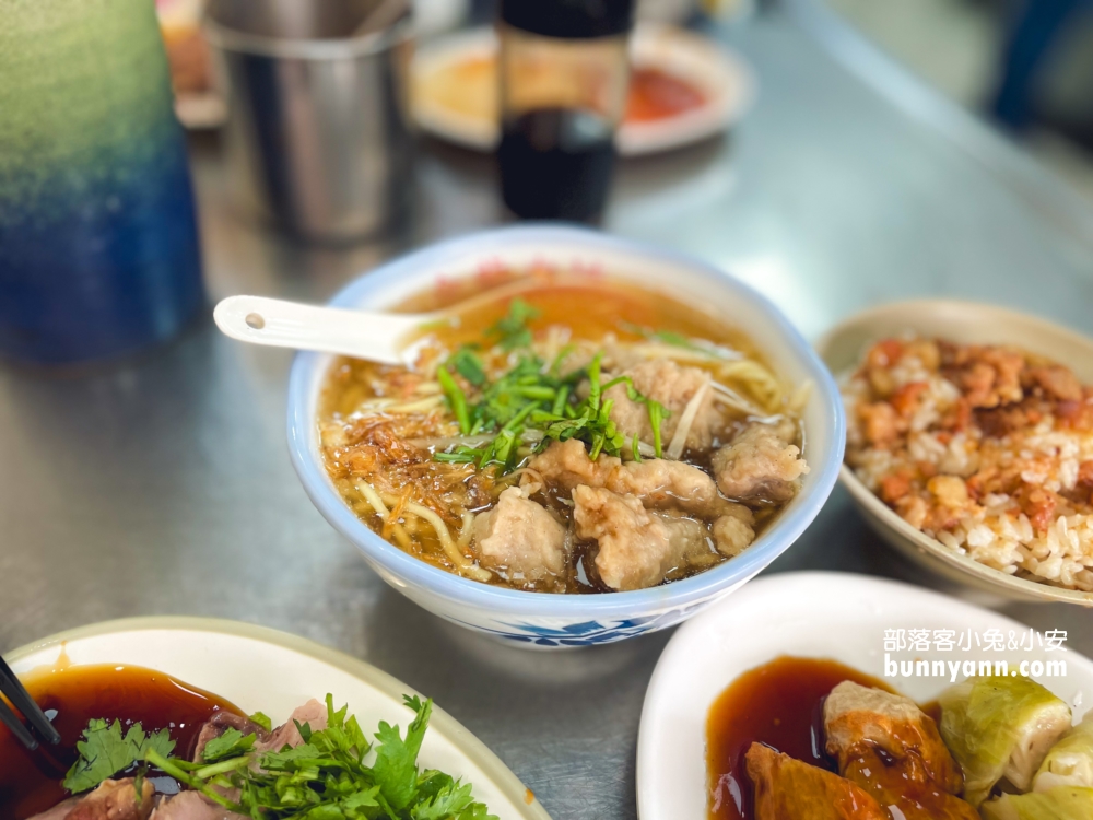 2025【金龍肉焿】中船路美食推薦這間開業將近50年的老字號麵店