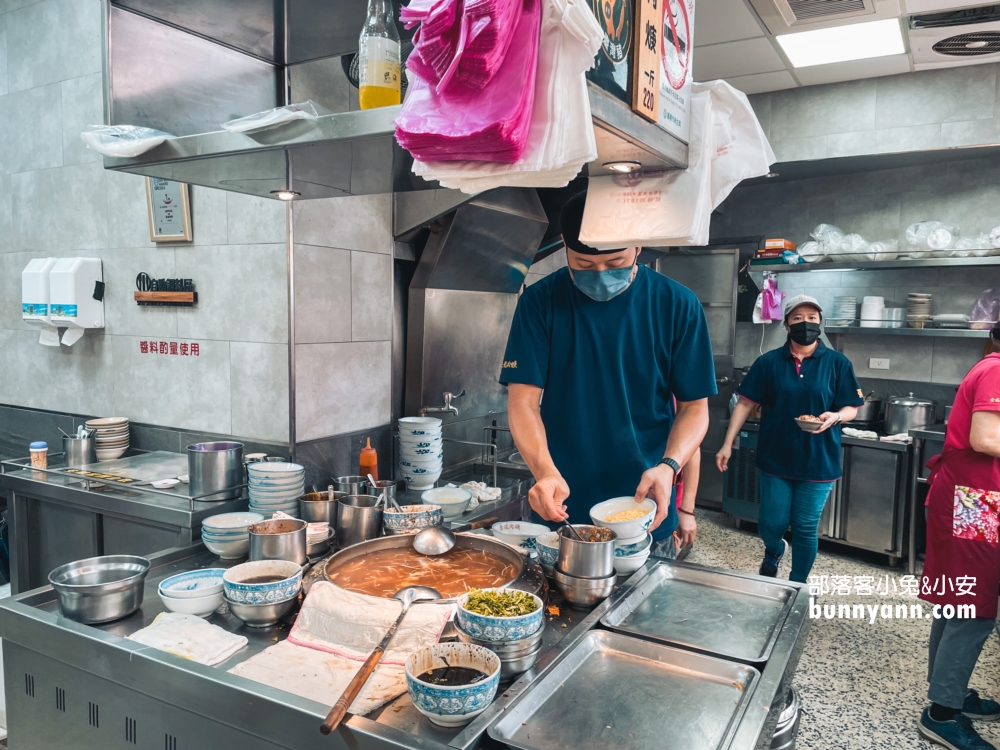 2025【金龍肉焿】中船路美食推薦這間開業將近50年的老字號麵店