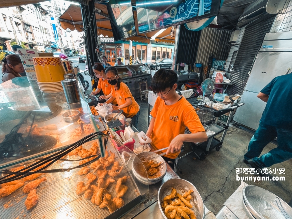 台妹炸雞翅｜宜蘭北門藏秒殺超厚雞排，每天排隊晚來吃不到