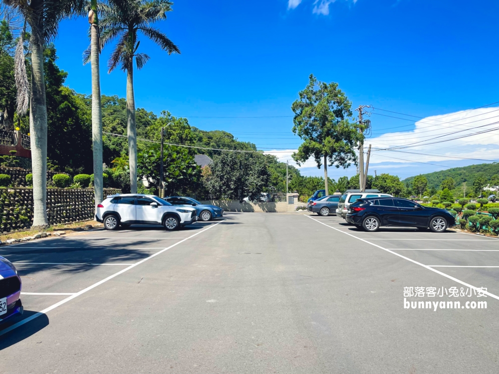 繞山花多肉秘境「桃園三和青創基地」擁有無限多的多肉植栽可以買回家