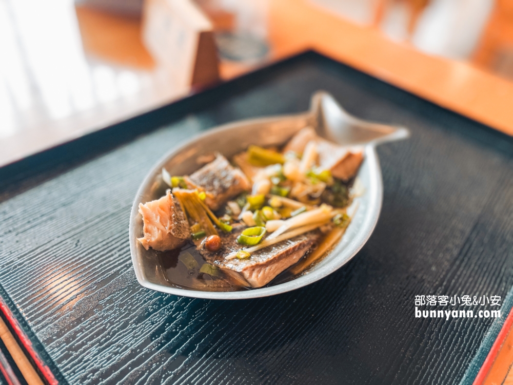 宜蘭五結鄉【溪和水產觀光工廠】工業區內的魚料理故事館