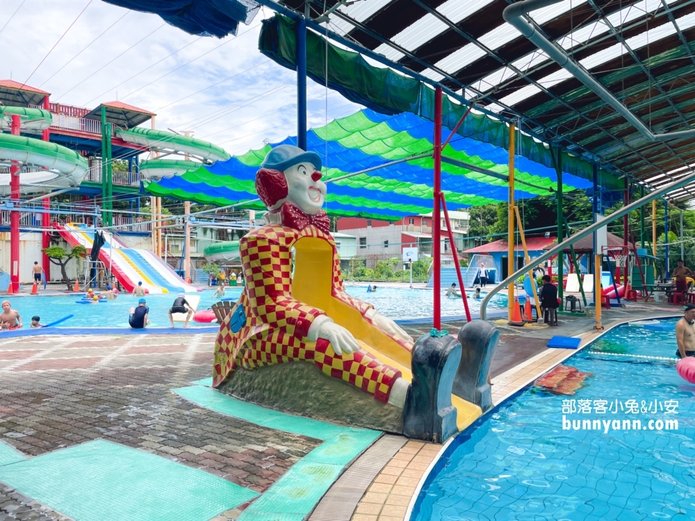 嘉義【威士登水世界】市區隱藏版水上樂園，高空滑水道超讚