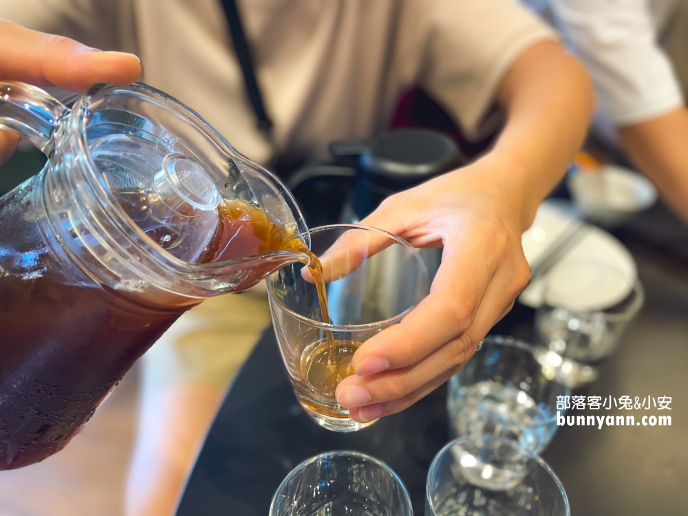 台中【厝秘甘肅店】藏在豪宅裡的好吃白菜土雞鍋。