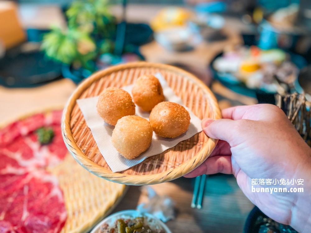 鍋泰山大里店｜大里森林系南洋火鍋，最低328元起，近40種食材無限吃到飽！