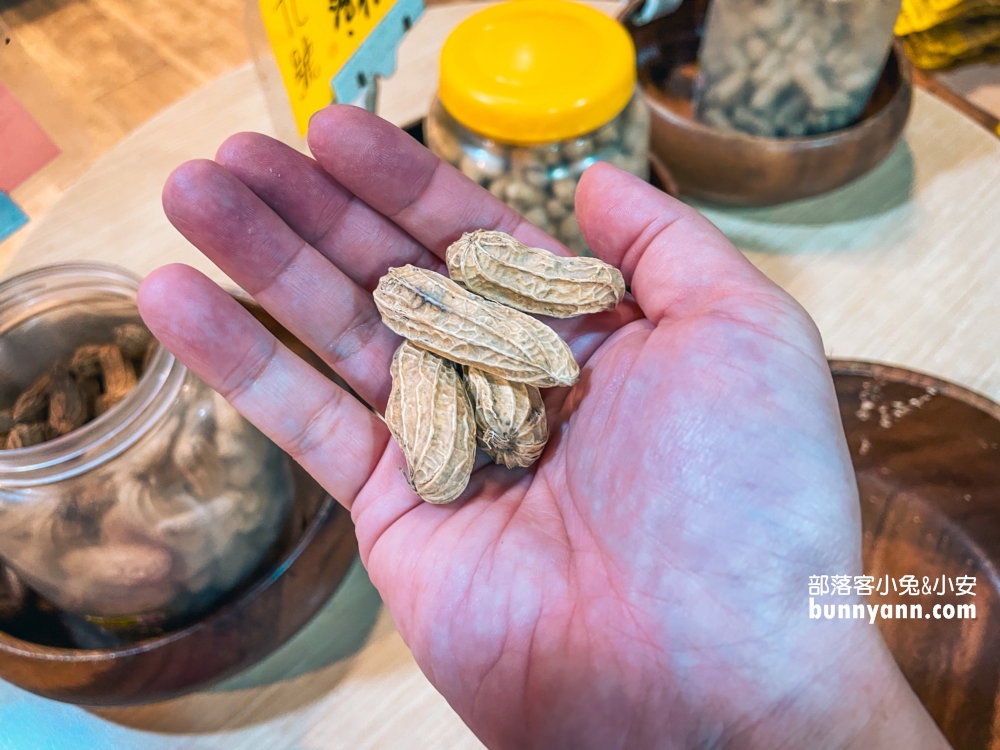 嘉義東石「余順豐花生觀光工廠」有關於花生的主題觀光工廠