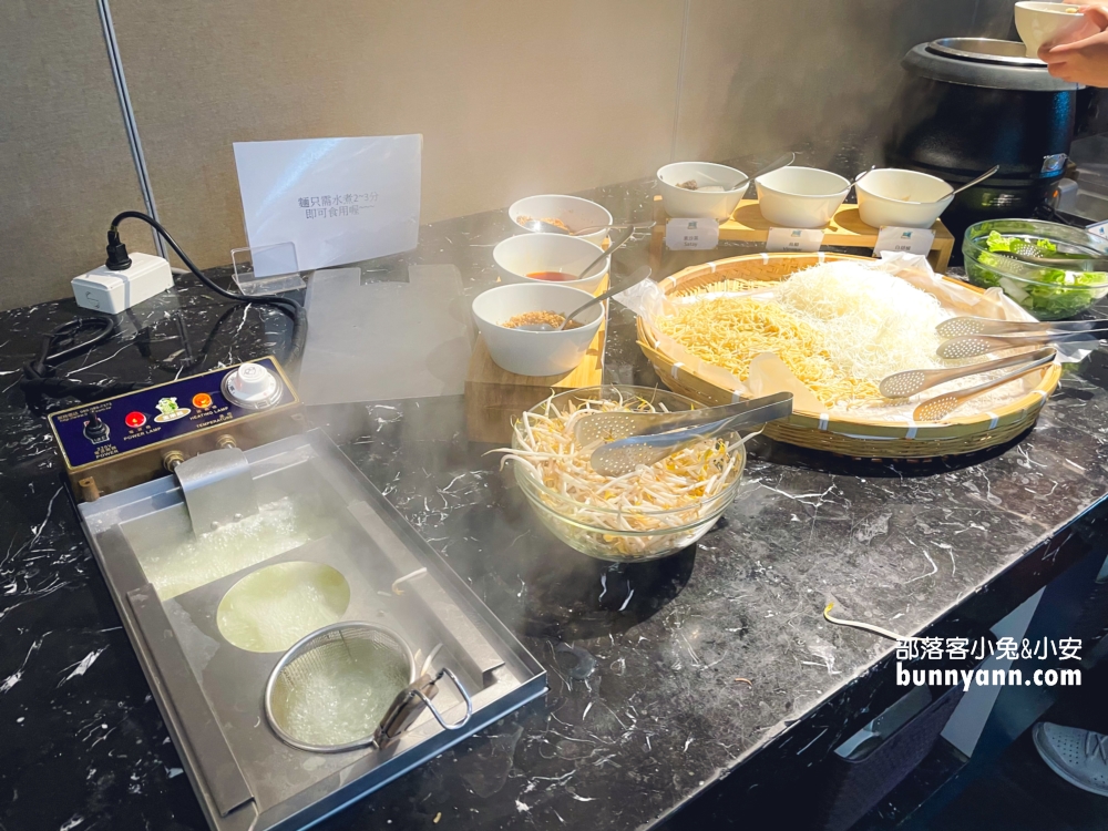 嘉義【棒棒積木飯店】親子遊戲區、電動車跑道與各種風格的主題房