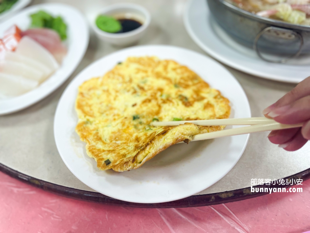 漁港裡的公道海鮮店！新北友信海鮮餐廳新鮮又實在