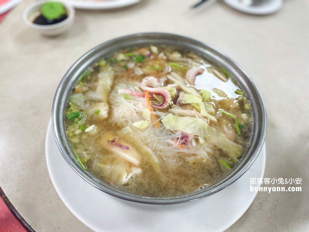 漁港裡的公道海鮮店！新北友信海鮮餐廳新鮮又實在