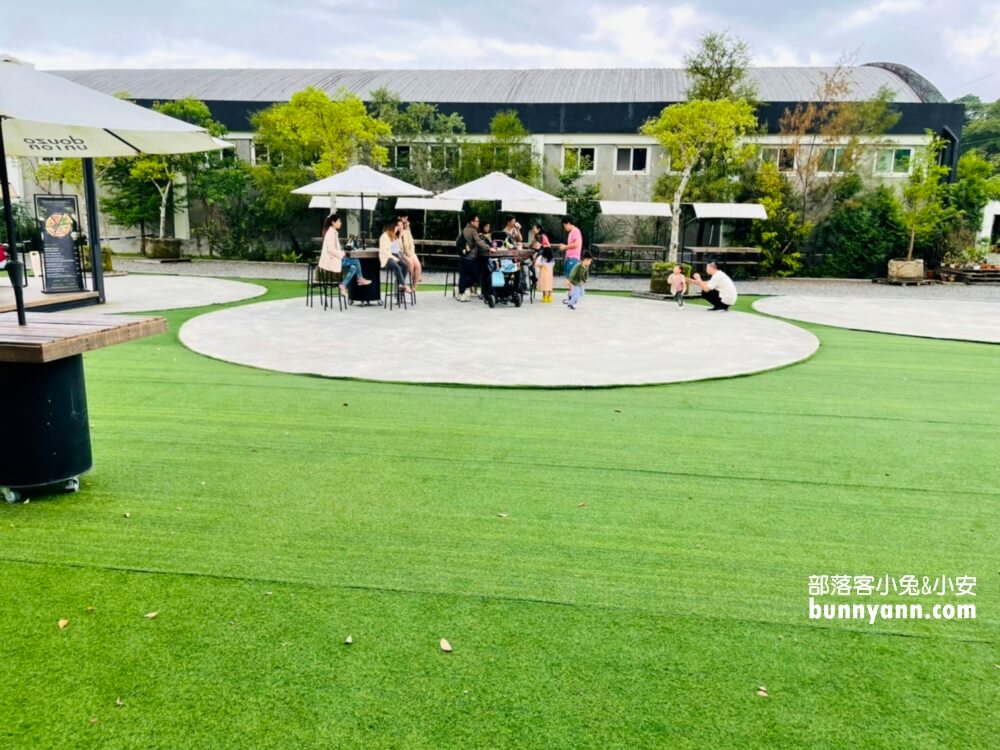 宜蘭礁溪逗走複合創意空間，戶外野餐耍廢地點，美味窯烤PIZZA必點