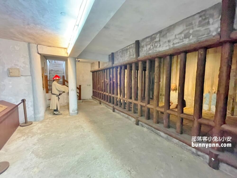 金門景點》清金門鎮總兵署，衙門問案場景重現，神祕地牢好可怕