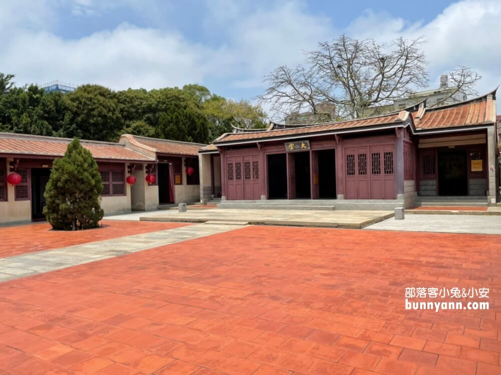 金門景點》清金門鎮總兵署，衙門問案場景重現，神祕地牢好可怕