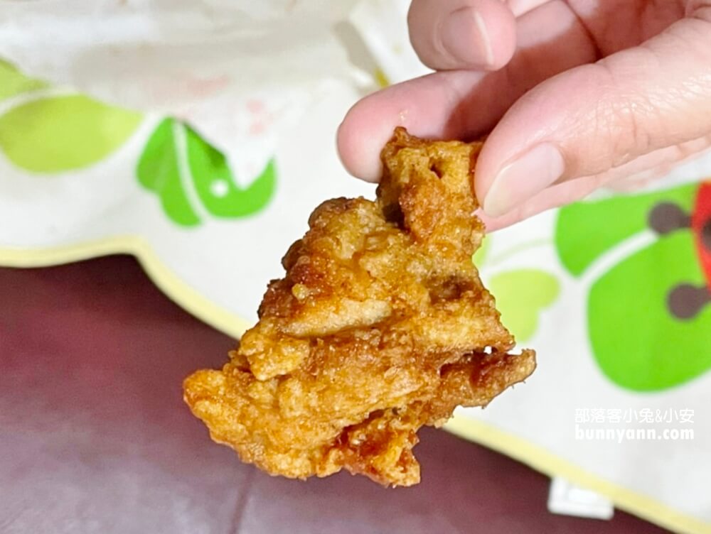 基隆【西八碼頭炸雞】超邪惡雞翅，現炸油嫩炸雞好好吃