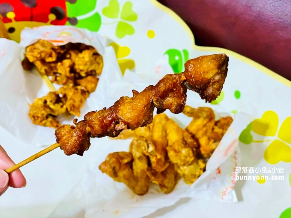 基隆【西八碼頭炸雞】超邪惡雞翅，現炸油嫩炸雞好好吃
